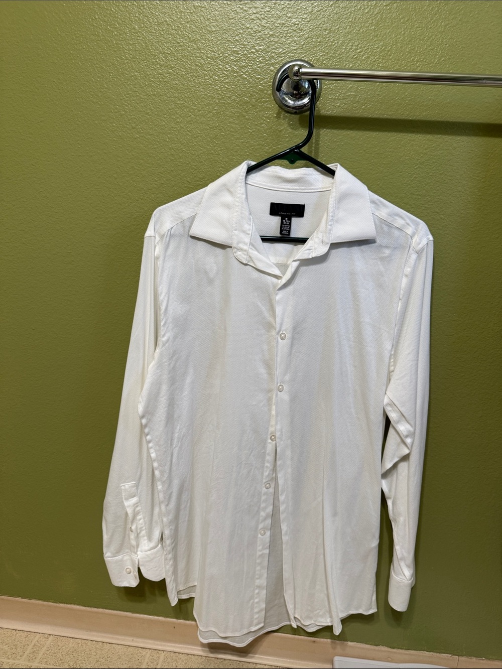 Alfani Men's White Long-Sleeve Casual Button-Down Shirt